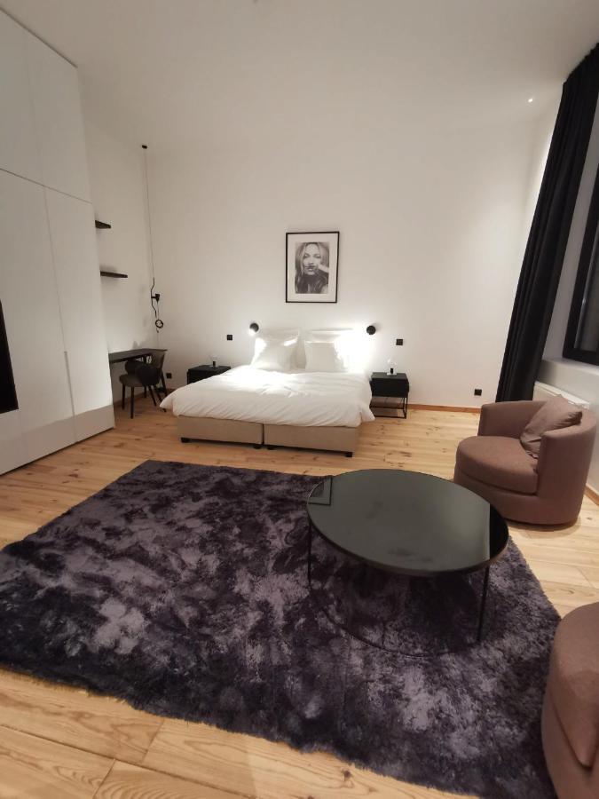 The Wise House Hotel Hastiere-par-dela ภายนอก รูปภาพ